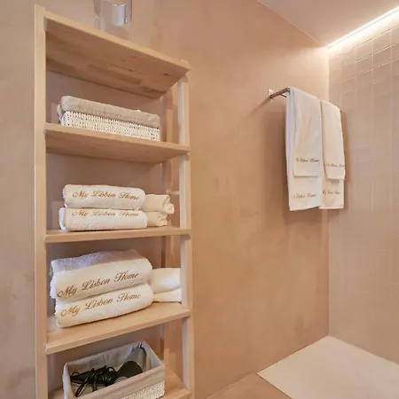 My Home- Chiado Appartamento