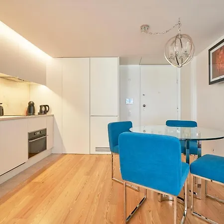 Apartment My Home- Chiado *