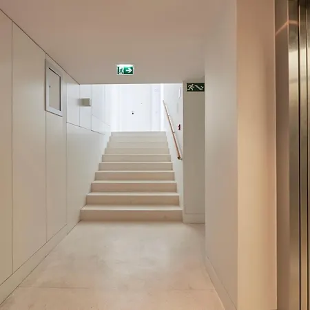 My Home- Chiado アパート